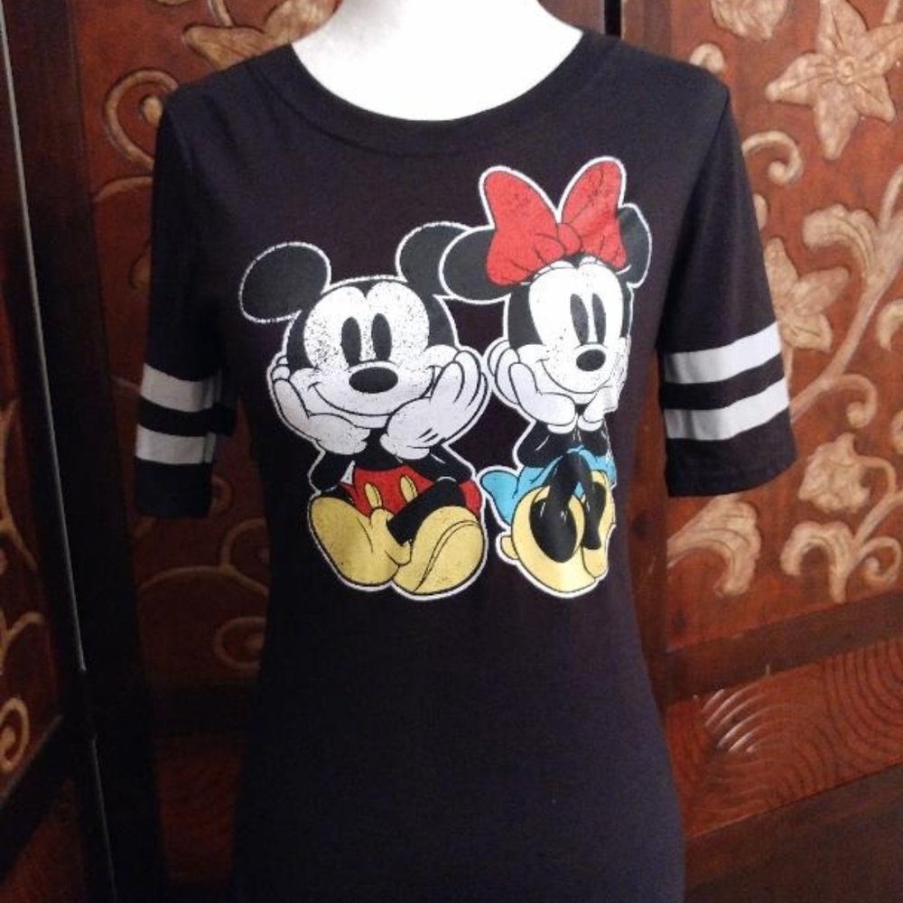Disney Mickey & Minnie Mouse Black Tee - Size S